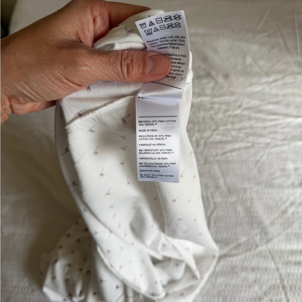 UNTUCKit White Polo with Red Flag Print - Picture 5 of 7